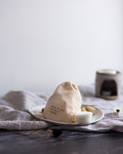 Load image into Gallery viewer, Scented Soy Wax Melts